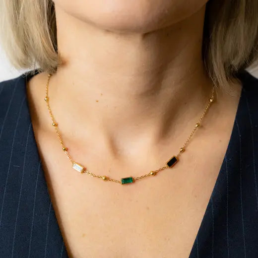 FLEUR || Necklace with Crystals