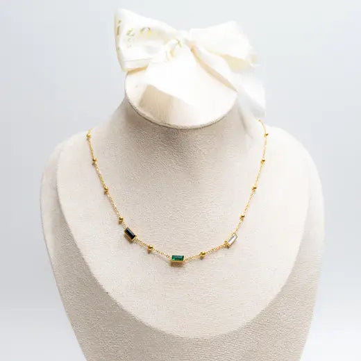 FLEUR || Necklace with Crystals