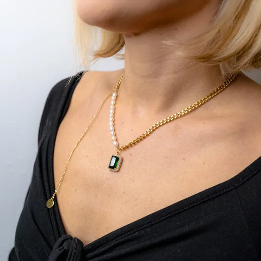 Pearl Chain Necklace with Green Stone