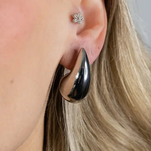 AURORA || Silver Teardrop Earrings