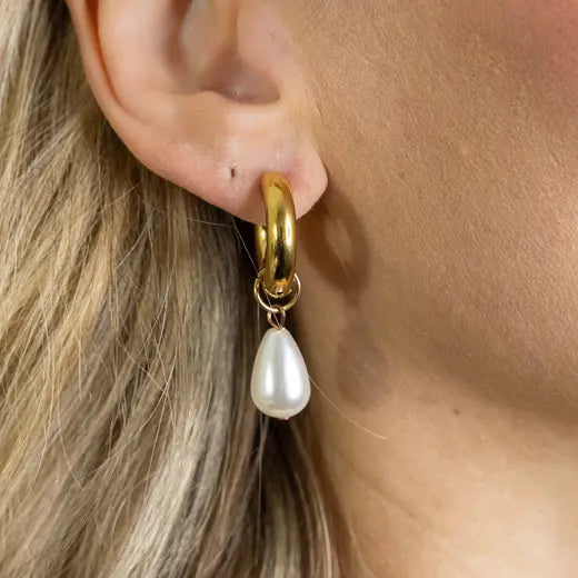 SYRA || Pearl Dangle Earrings