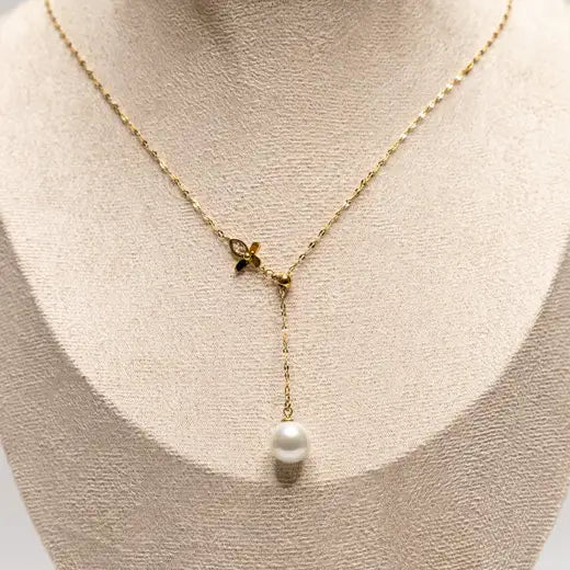 Serenity Lasso Necklace with Pearls