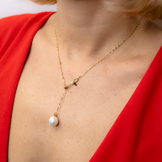 Serenity Lasso Necklace with Pearls