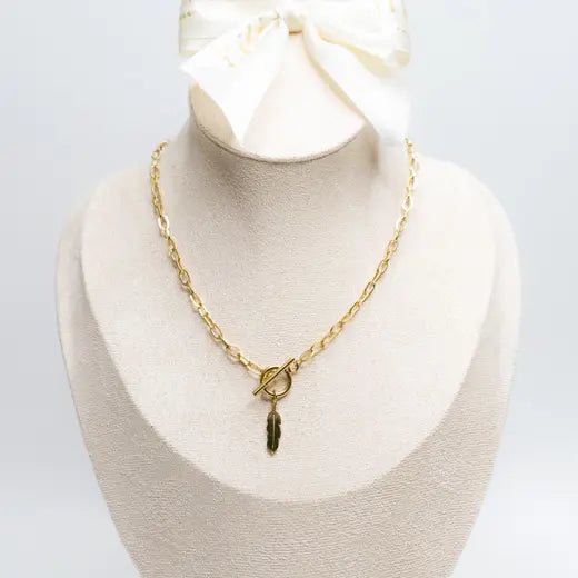 KORA || Boho Necklace with Feather Chain