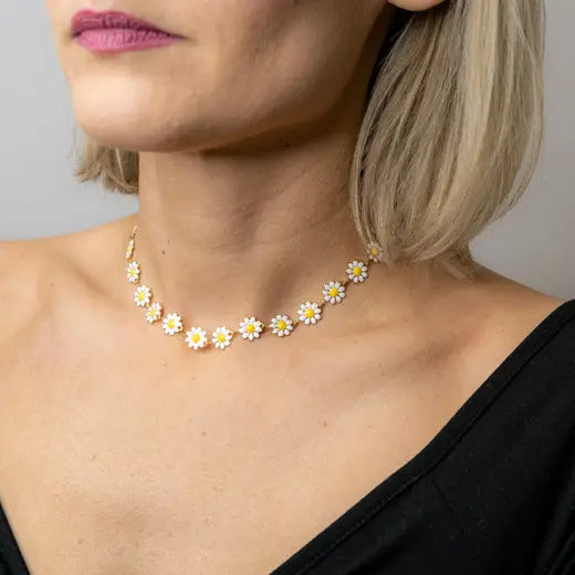 CERA || Daisy Necklace
