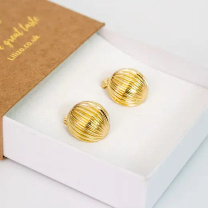CIRCE || Gold Shell Earrings