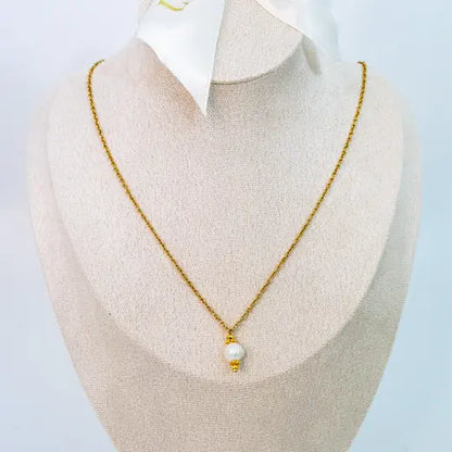 EVOLET || Gold Necklace with Natural Pearl