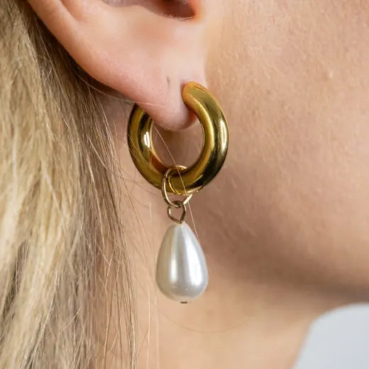 SYRA || Pearl Dangle Earrings