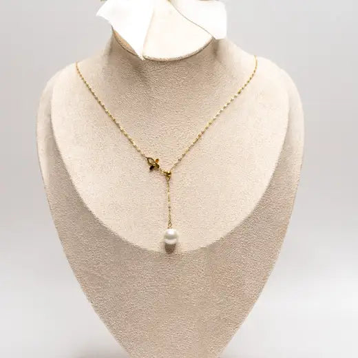 Serenity Lasso Necklace with Pearls