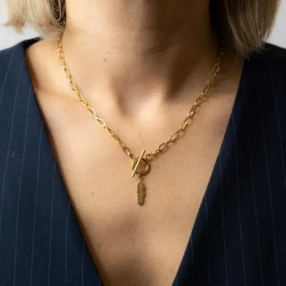KORA || Boho Necklace with Feather Chain