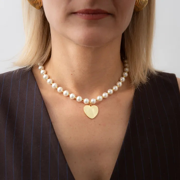 Elegant Pearl Necklace