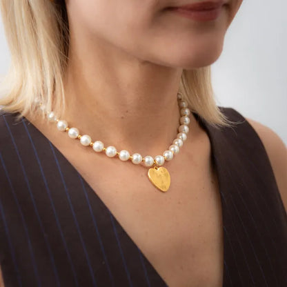 Elegant Pearl Necklace