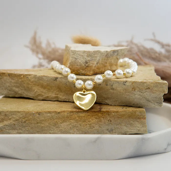 Elegant Pearl Necklace